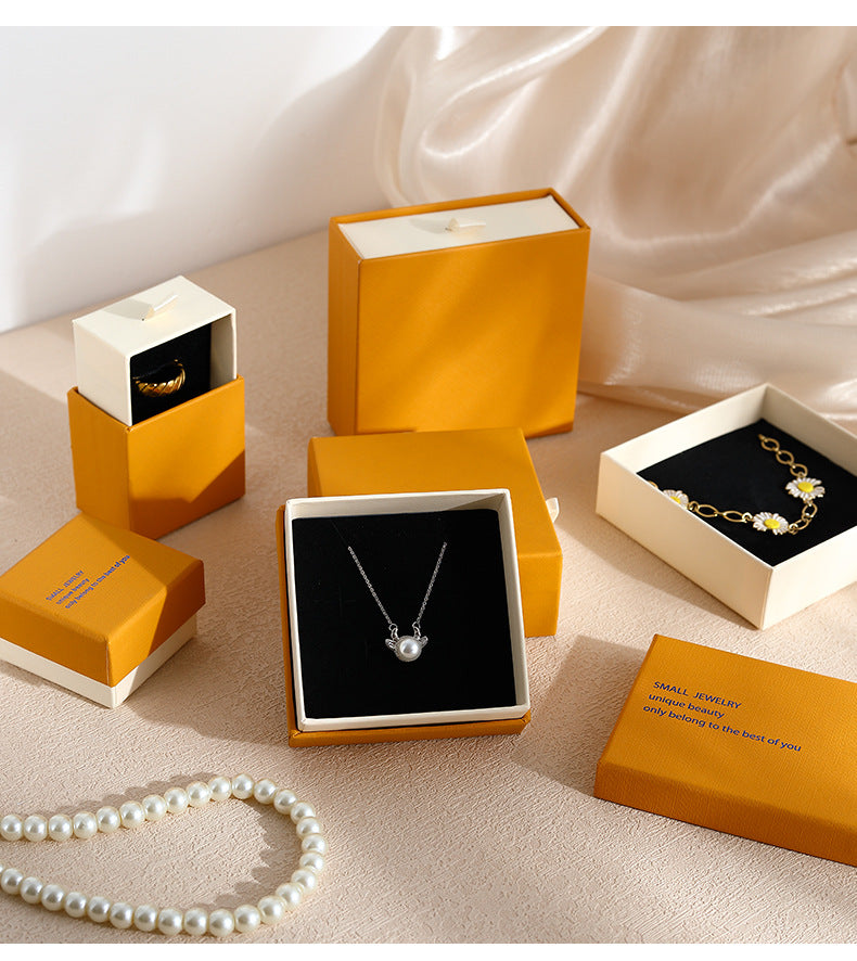 Orange beige color new fashion jewellery box with paper bag EC349