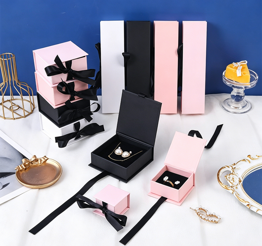 Ribbon customizable paper box for jewelry EC459
