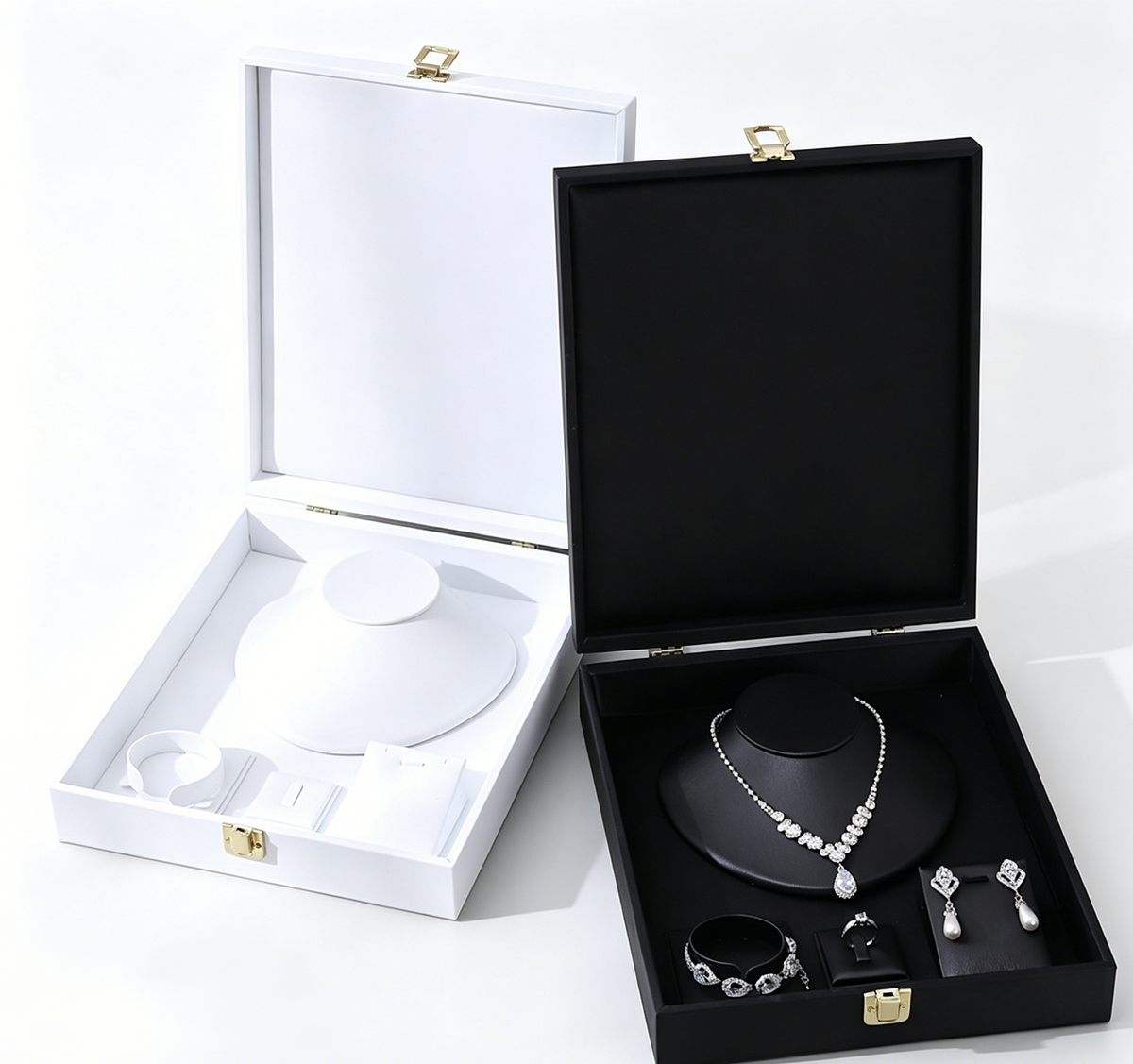 Black&white color leather, big necklace ring earrings bracelet set box