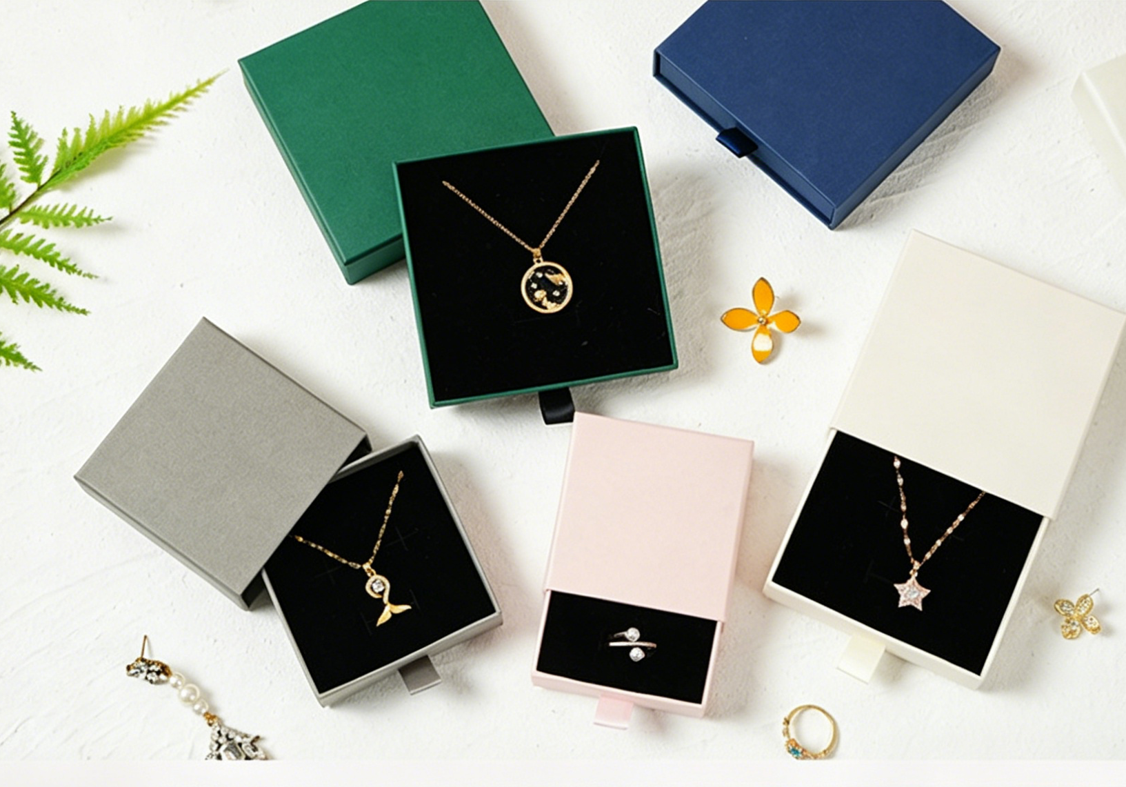 Convenient sliding design multiple color 2.5cm height paper box EC742