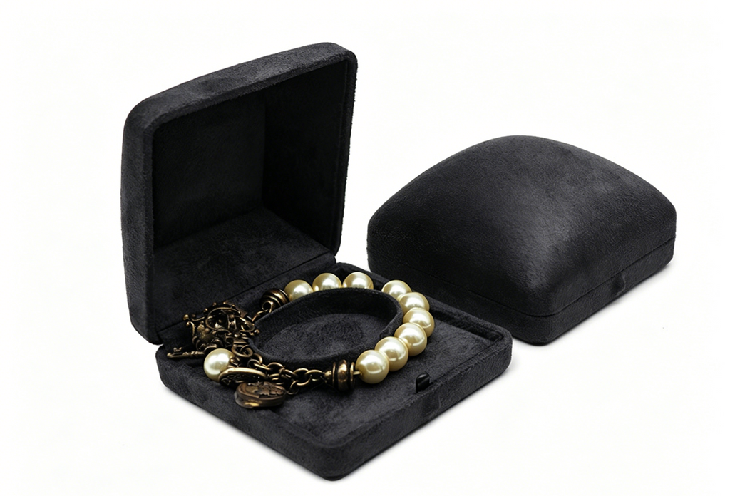 Luxury suede ring box with button lock 4 colors BS745