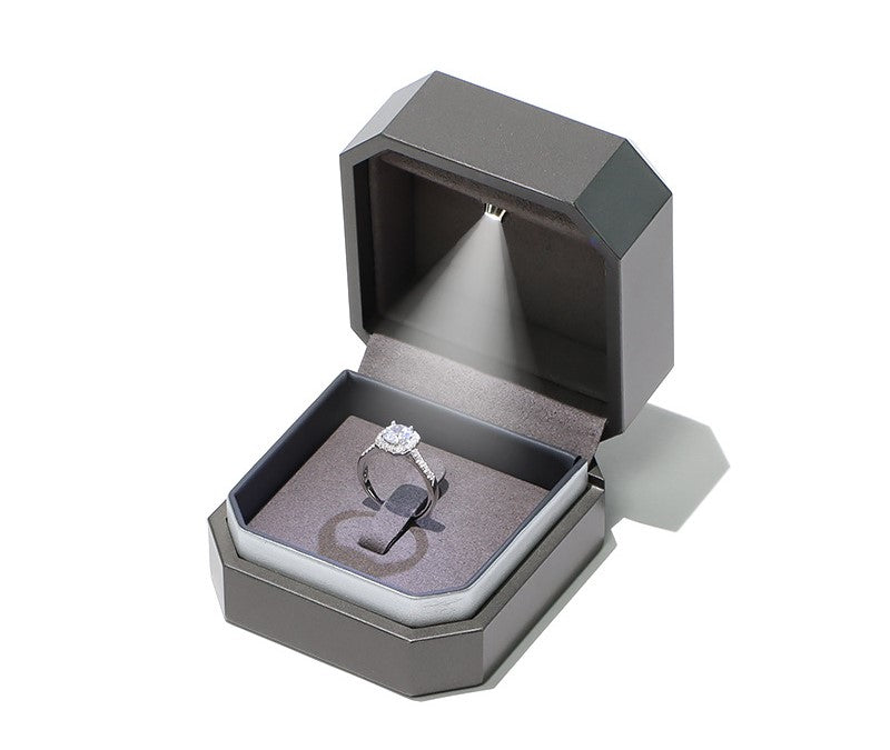 Exquisite design luxury jewellery packaging ring box with LED light L342