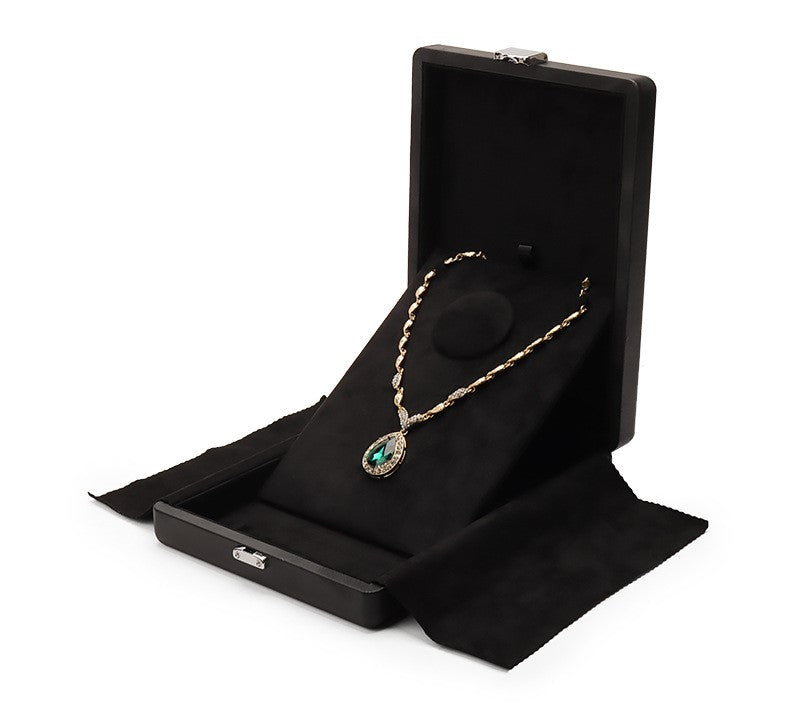 Well-crafted leather big necklace box with lock BN231