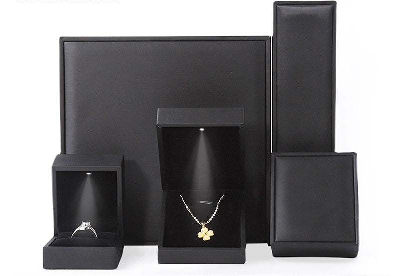 Classic style Pu leather LED light box L733