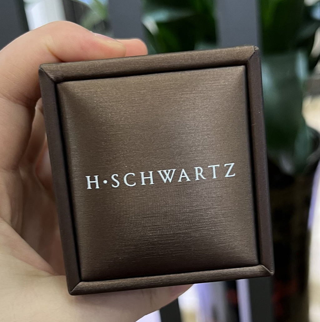 Classic silk champagne color leather ring box BL031