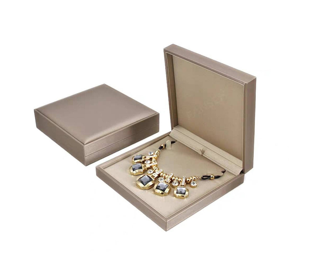 Classic silk champagne color leather ring box BL031