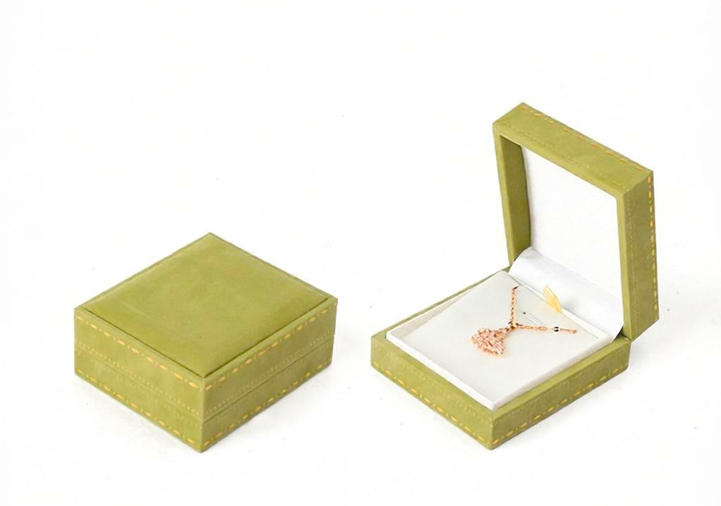 6 colors antique style velvet box with LED L673
