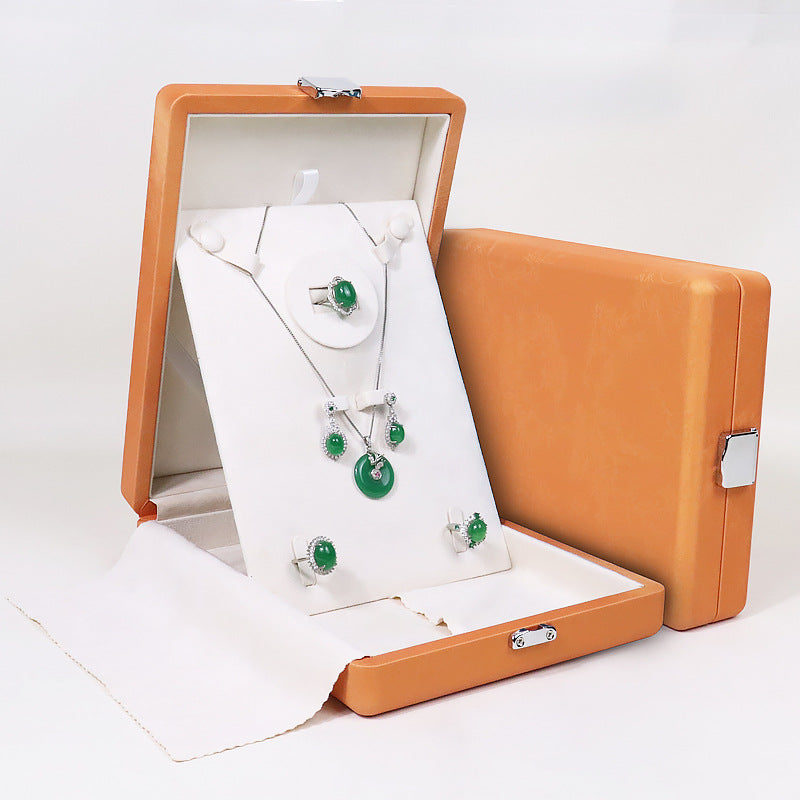 Well-crafted leather big necklace box with lock BN231