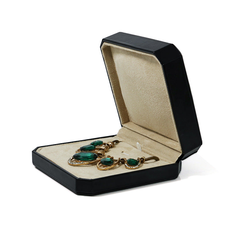 Octagonal PU leather black ring box 3 colors BL975